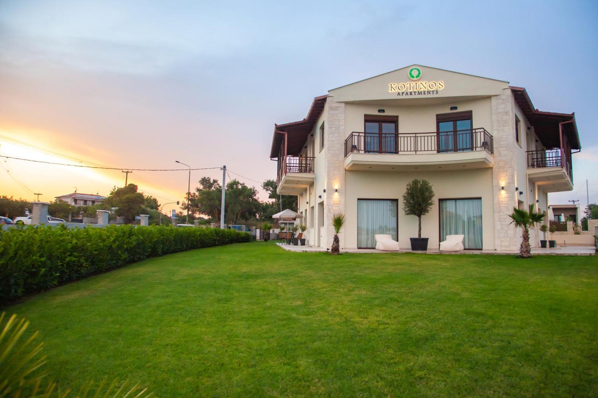 Kotinos Apartments Afytos Ngoại thất bức ảnh