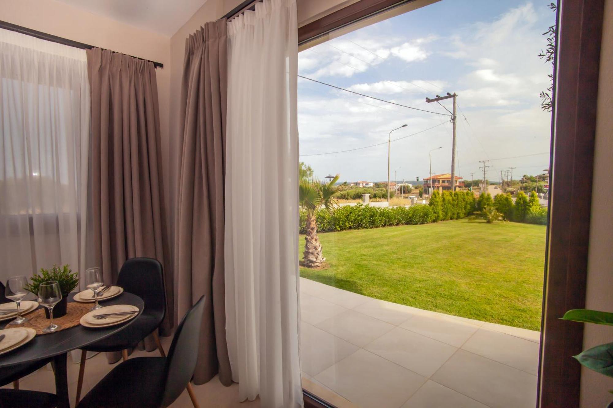 Kotinos Apartments Afytos Ngoại thất bức ảnh