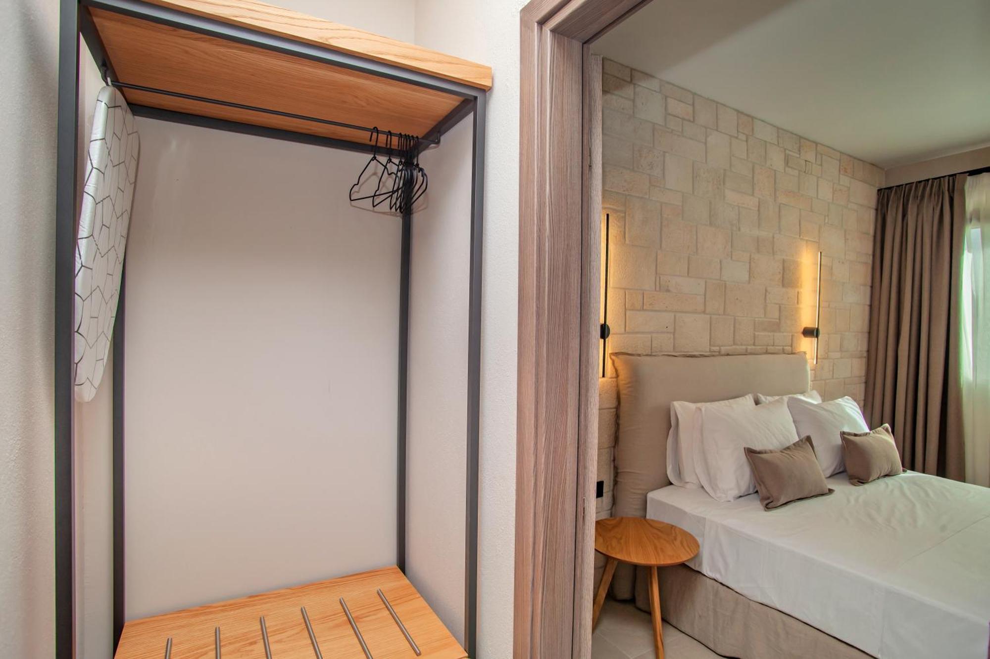 Kotinos Apartments Afytos Ngoại thất bức ảnh
